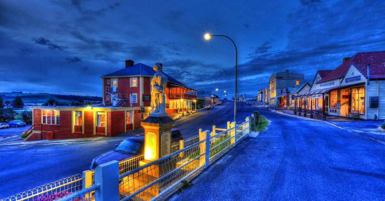 Stanley Seaview Inn Bagian luar foto